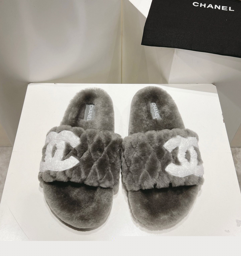Ch*el slippers